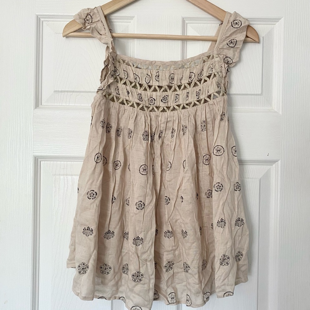 Anthropologie Ranna Gill Beige flowy top